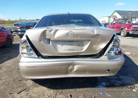 2000 Mercedes-Benz S 500 z USA, uszkodzony, nr VIN WDBNG75J6YA135225